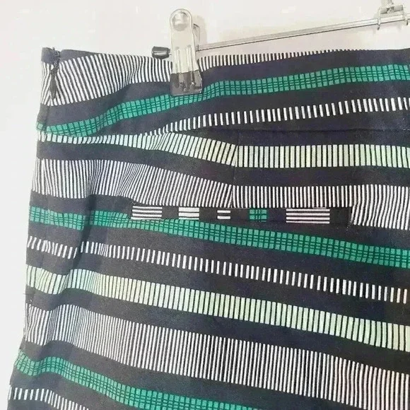 Banana Republic Shorts Womens Size 14 Black Green Striped Chino Casual Preppy - Picture 4 of 8